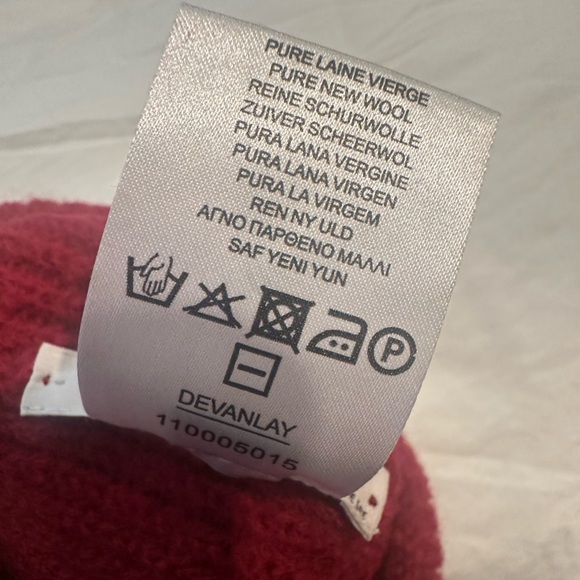 Lacoste 100% Wool Red Knit Beanie with Logo Made in Italy I add measurements - Picture 5 of 8